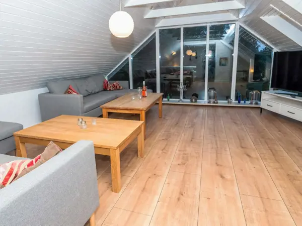 Bild 25 von 54