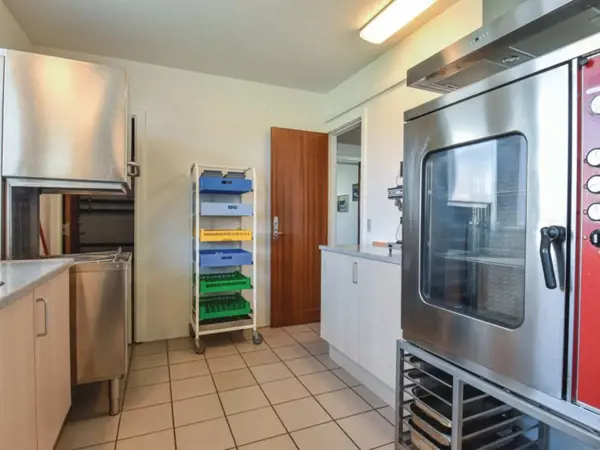 Bild 16 von 25