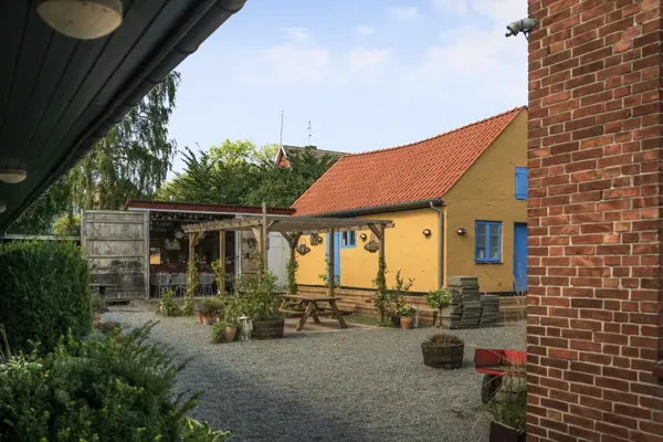 Bild 13 von 25