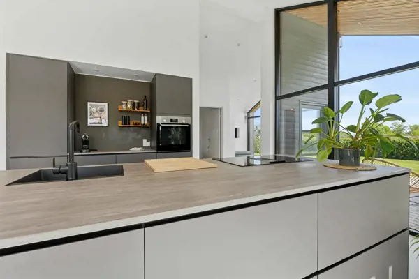 Bild 6 von 26