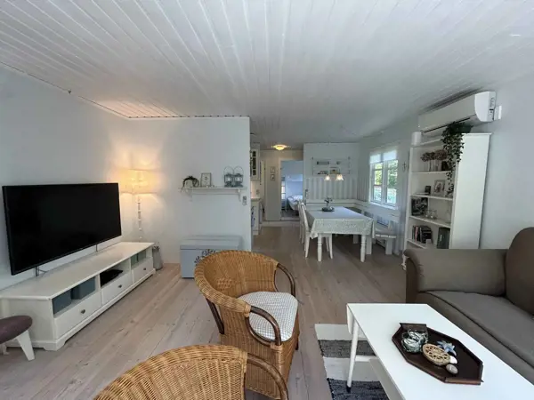 Bild 10 von 19