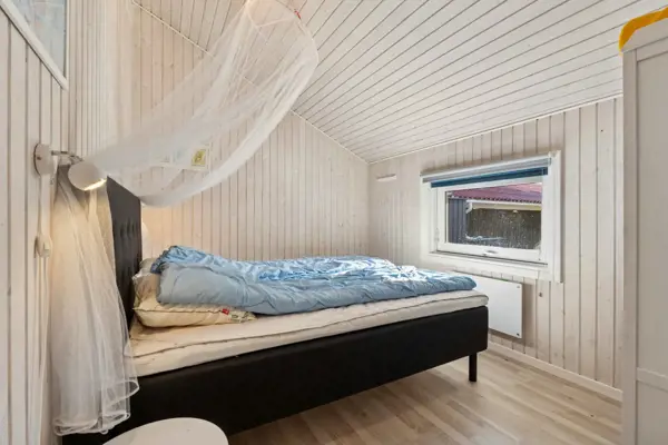 Bild 9 von 15