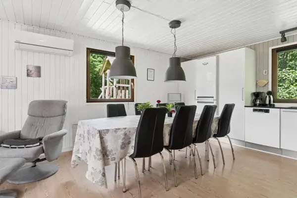 Bild 11 von 25