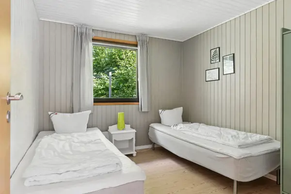 Bild 12 von 25