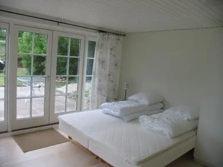 Bild 10 von 16