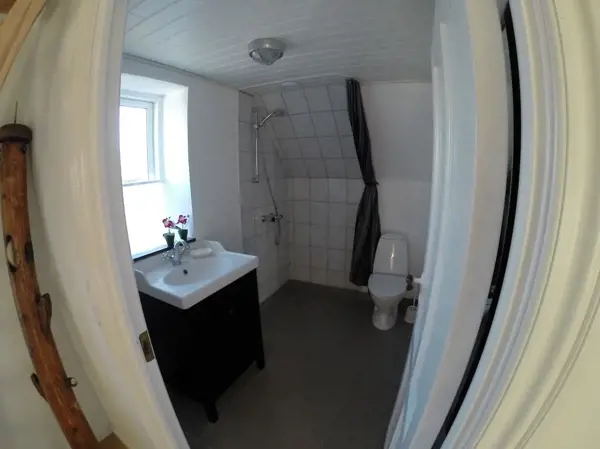 Bild 2 von 8