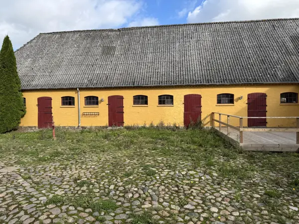Bild 33 von 45