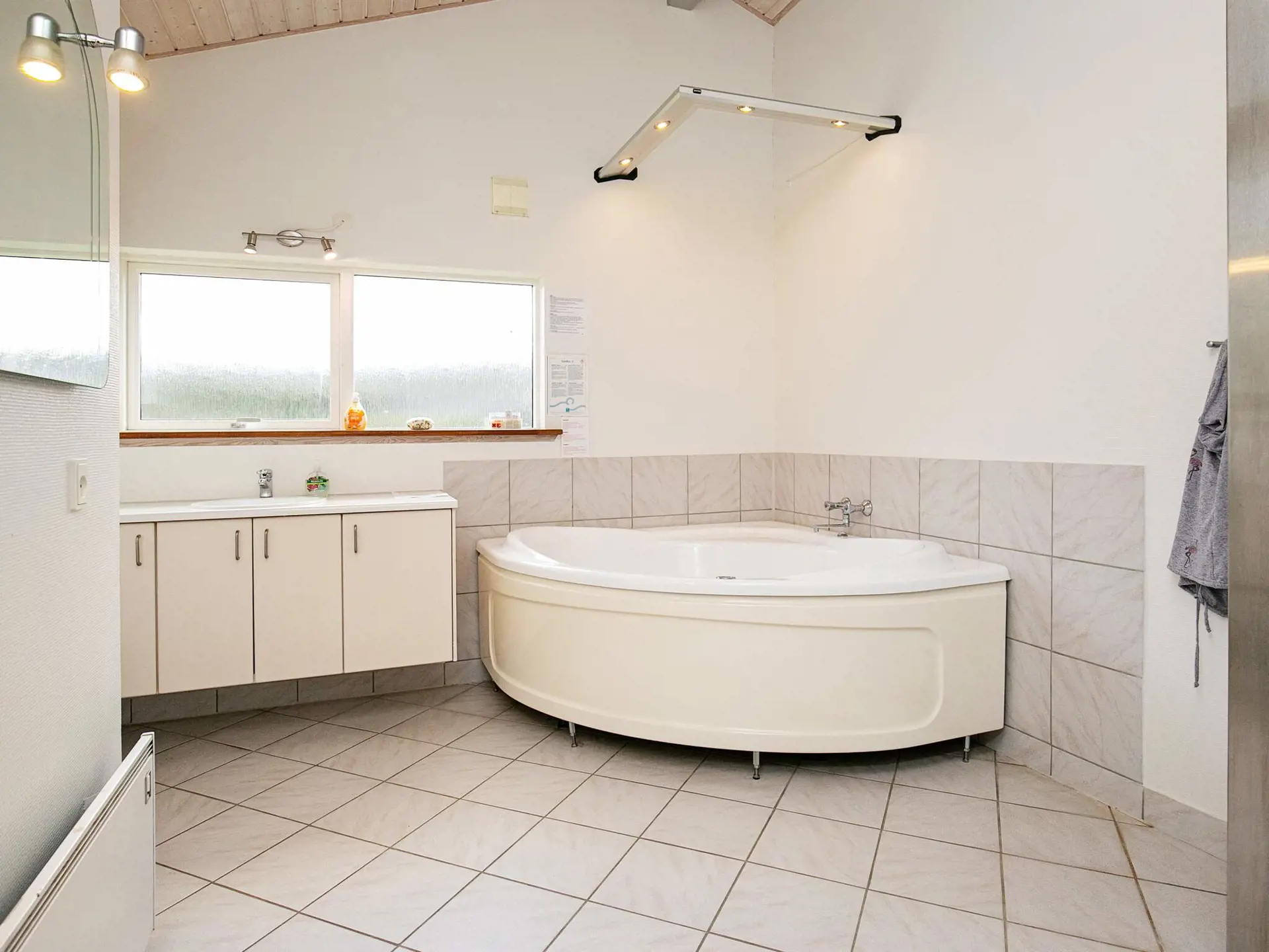 Bild 22 von 28