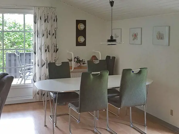 Bild 10 von 25