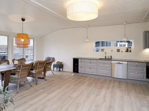 Bild 16 von 25