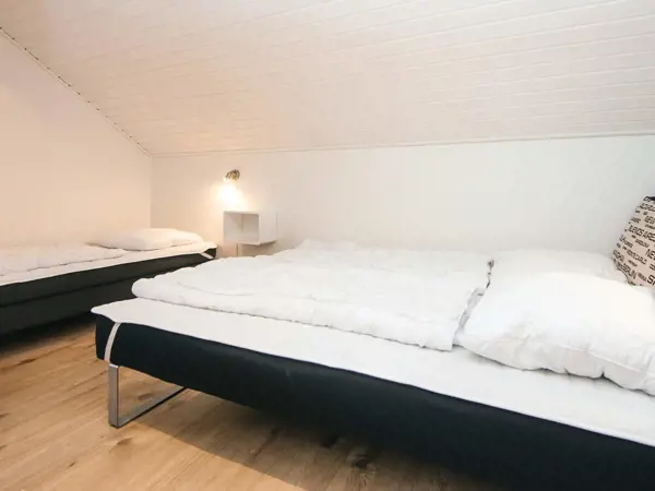 Bild 16 von 25