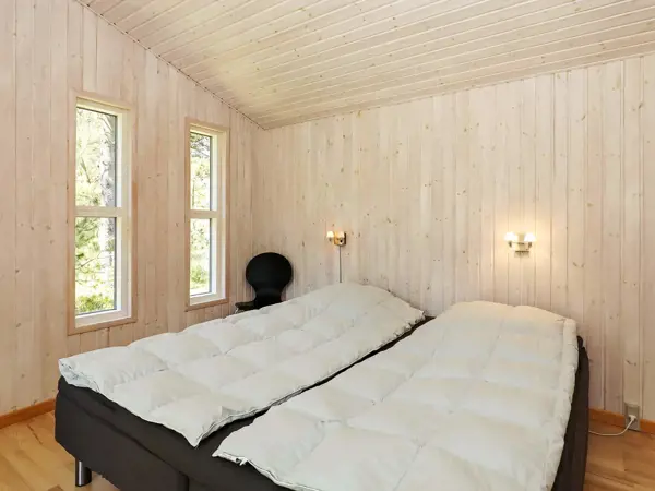 Bild 12 von 16