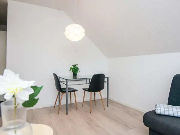 Bild 8 von 17