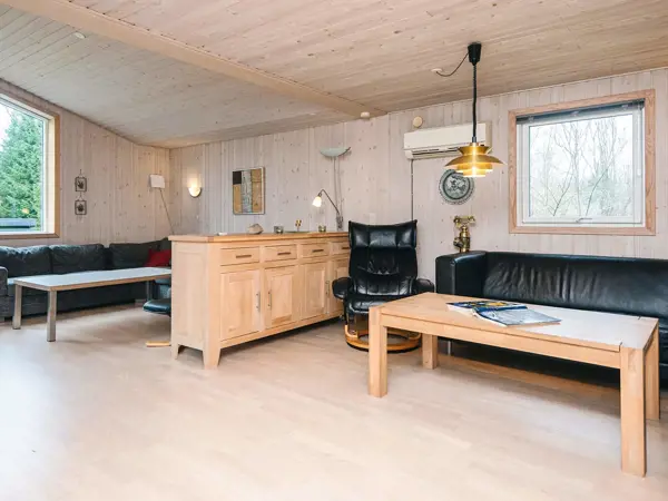 Bild 18 von 25
