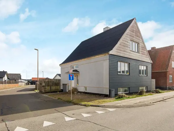 Bild 2 von 42