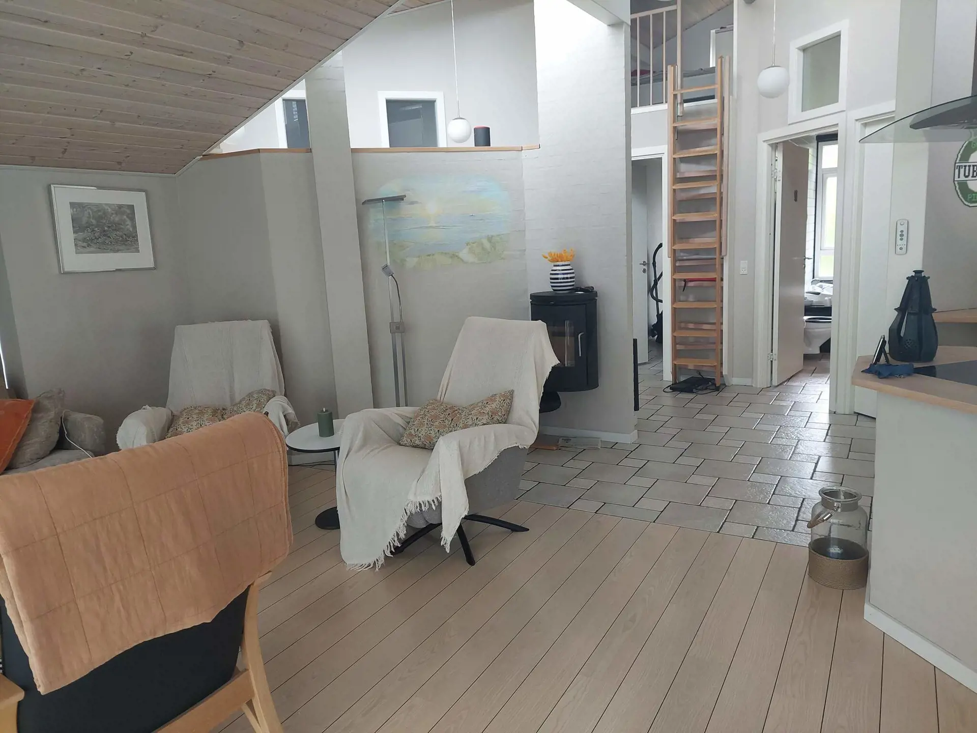 Bild 10 von 16
