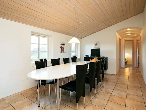 Bild 12 von 28