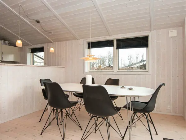 Bild 9 von 26