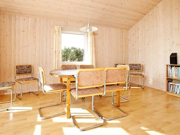Bild 9 von 25