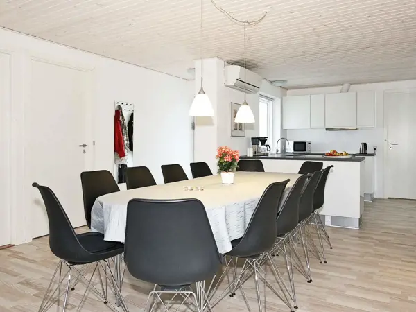 Bild 15 von 28