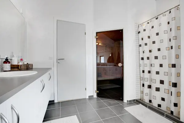 Bild 18 von 25
