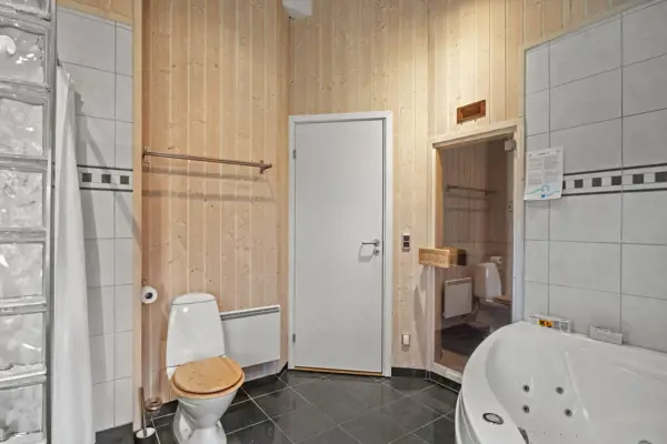 Bild 14 von 28