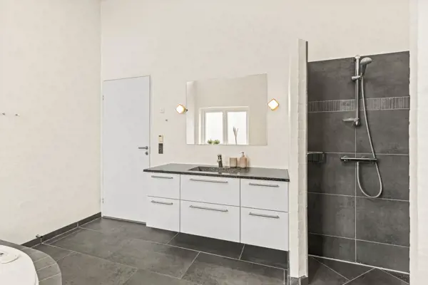 Bild 25 von 45