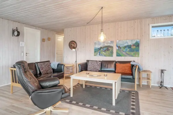 Bild 2 von 24