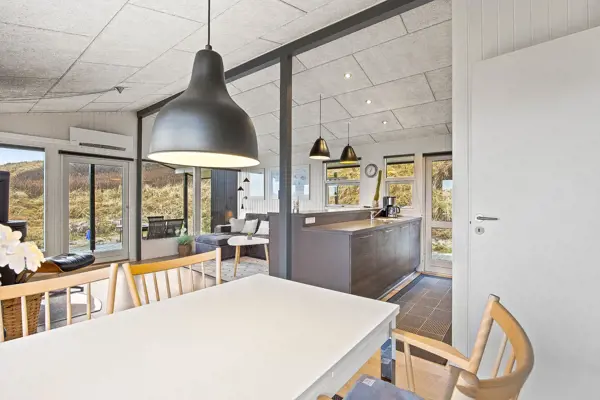 Bild 9 von 33