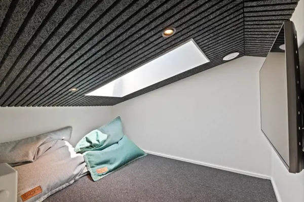 Bild 12 von 32