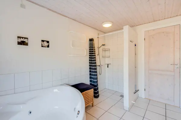 Bild 12 von 30