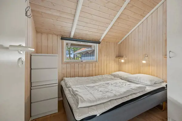 Bild 15 von 28