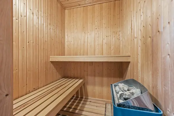Bild 12 von 28