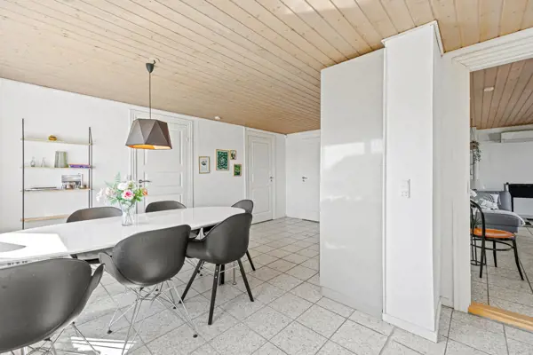 Bild 7 von 32