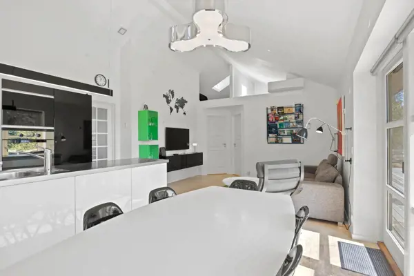 Bild 6 von 26