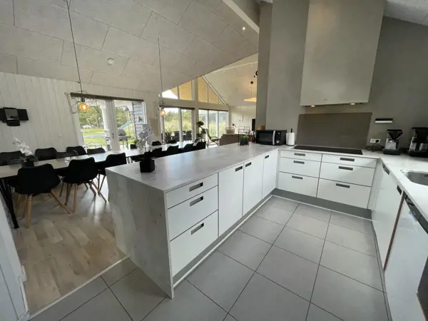 Bild 10 von 50