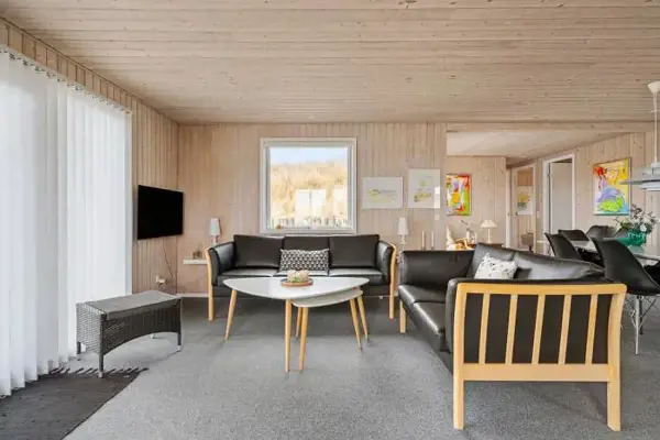 Bild 2 von 24