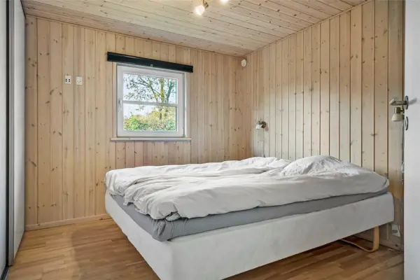 Bild 9 von 25