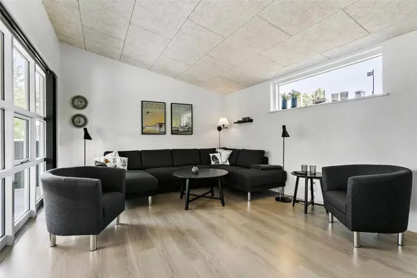 Bild 2 von 28