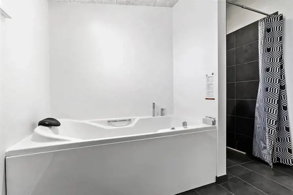 Bild 8 von 28