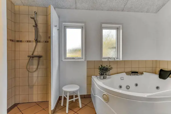Bild 27 von 45