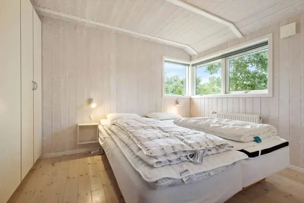 Bild 9 von 27