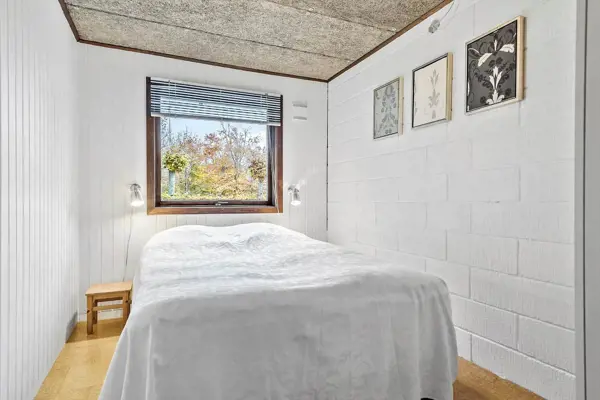 Bild 12 von 25