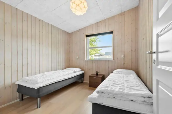 Bild 16 von 24