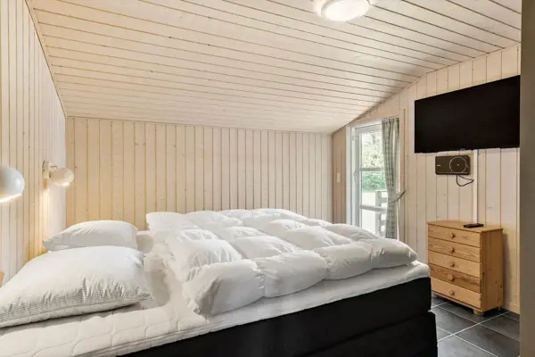 Bild 9 von 25