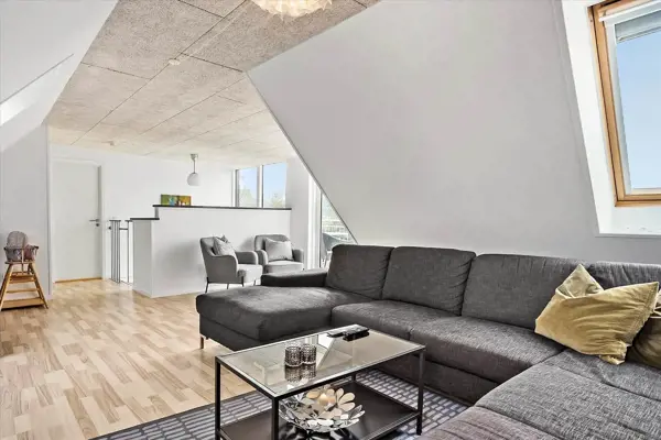 Bild 12 von 19
