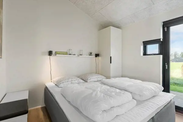 Bild 7 von 25
