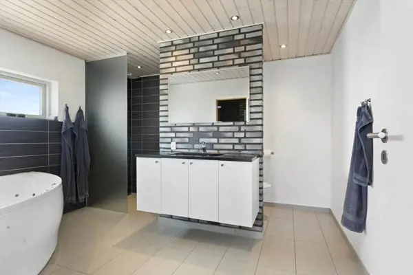 Bild 11 von 24