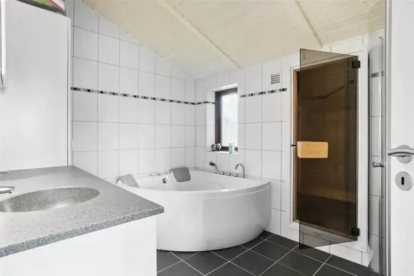 Bild 6 von 19