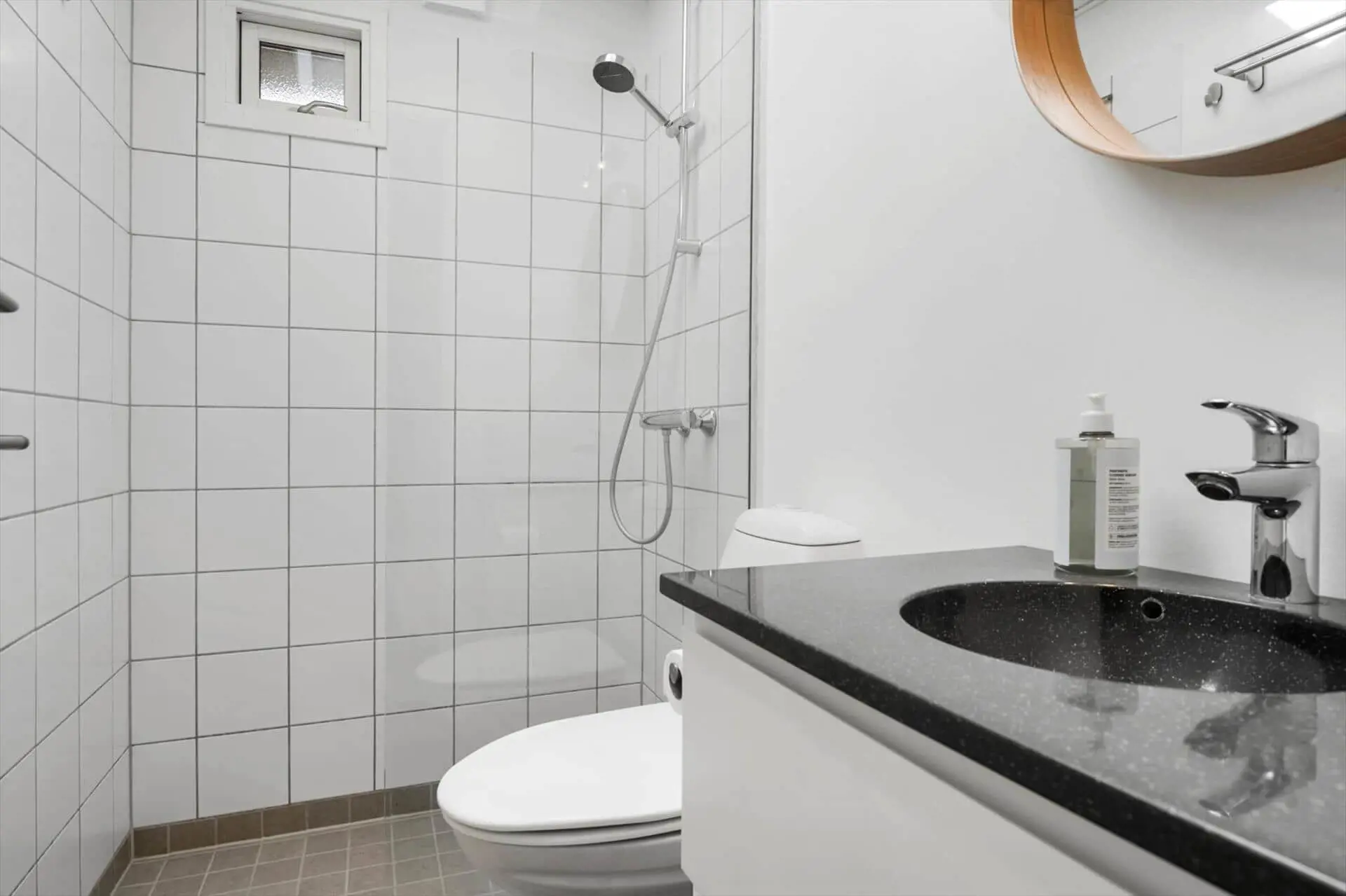 Bild 10 von 19